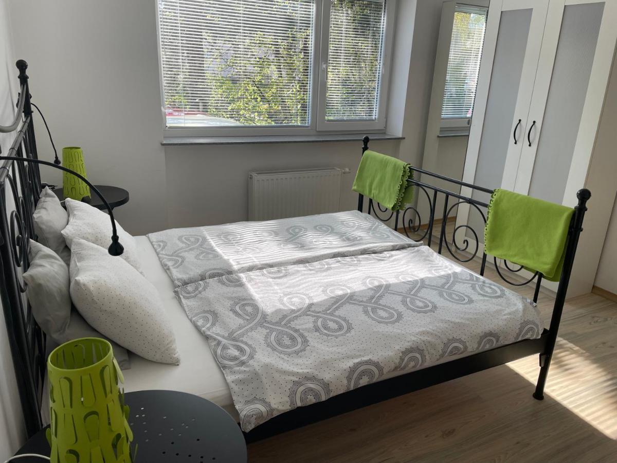 בלד Apartments Rose In Winter מראה חיצוני תמונה